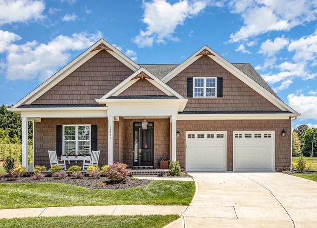 Property at 19031 Brandon James Dr, Cornelius, NC 28031, 3 beds, 2 baths