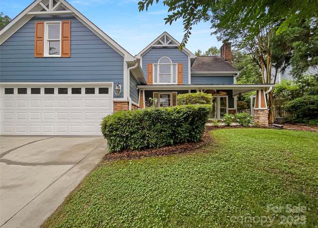 Property at 12092 Spinnaker Dr, Fort Mill, SC 29708, 4 beds, 2.5 baths