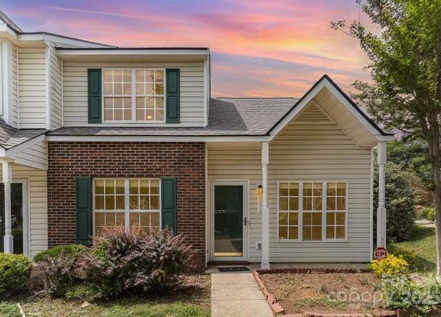 Property at 7718 Petrea Ln, Charlotte, NC 28227, 3 beds, 2 baths