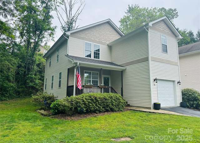 Property at 46 S Cottage Ct, Hendersonville, NC 28739, 3 beds, 2 baths