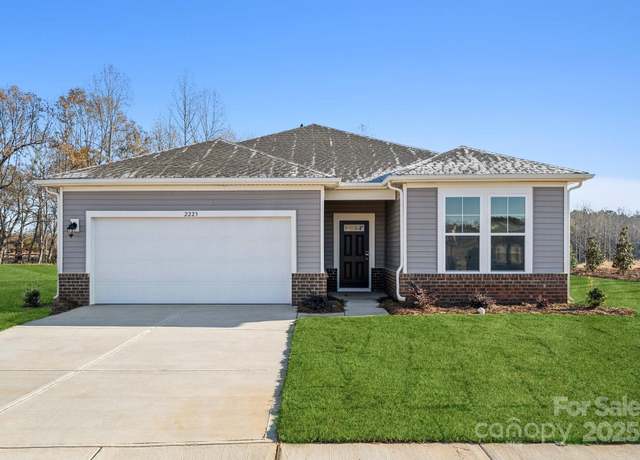 Property at 2223 Carpenter Farms Dr, Lincolnton, NC 28092, 4 beds, 2 baths