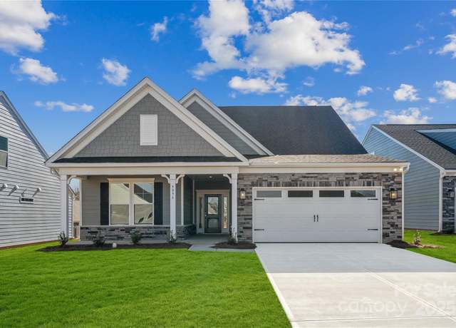 Property at 9096 El Sworth Dr, Sherrills Ford, NC 28673, 3 beds, 3 baths