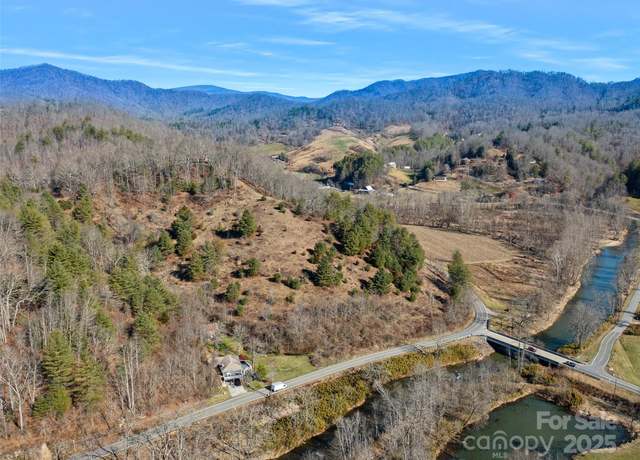 Property at 827 US Hwy 19w Hwy, Burnsville, NC 28714