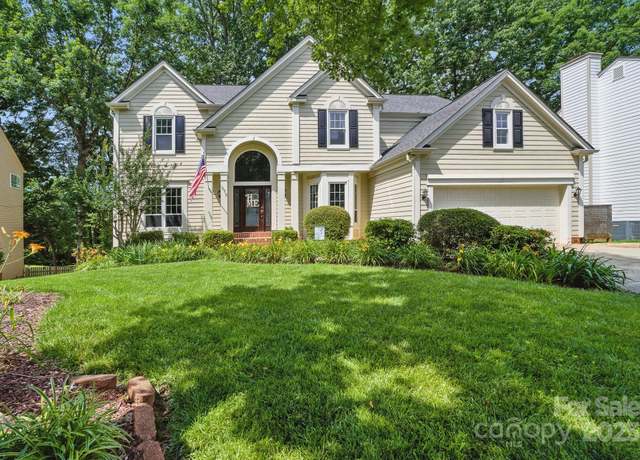 Property at 12712 Hollyhock Ln, Huntersville, NC 28078, 5 beds, 2.5 baths