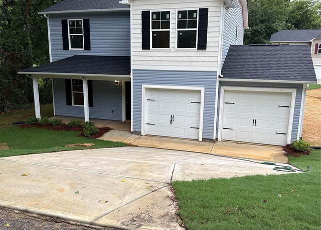Property at 508 Miller St, Lancaster, SC 29720, 4 beds, 2.5 baths