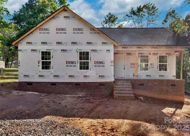 Property at 1235 Ebinport Rd, Rock Hill, SC 29732, 3 beds, 2 baths