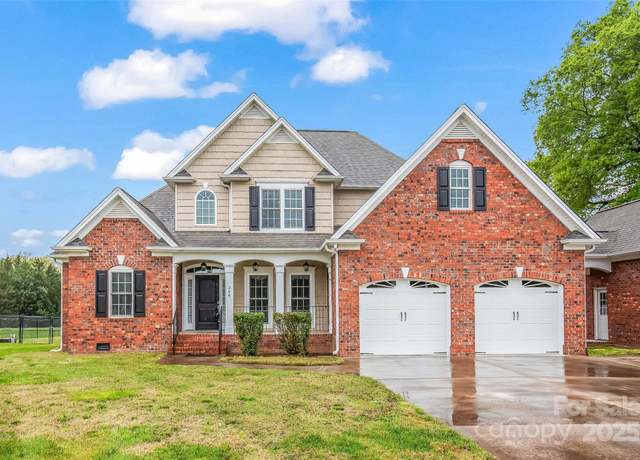 Property at 206 Rhynehardt Rd, Mocksville, NC 27028, 3 beds, 3.5 baths