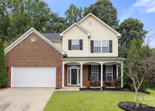 Property at 395 Lone Tree Ln, Clover, SC 29710, 4 beds, 2.5 baths