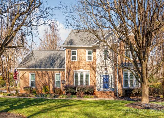 Property at 300 Dorsett Downs, Fort Mill, SC 29708, 4 beds, 2.5 baths