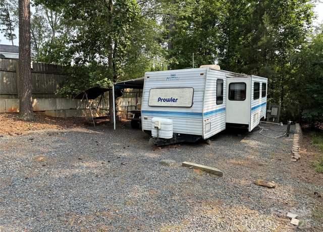Property at 103 Powder Horn Trl, Mount Gilead, NC 27306, 1 bed, 1 bath