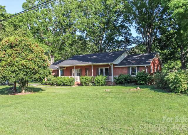 Property at 7740 Robinson Church Rd, Charlotte, NC 28215, 3 beds, 2 baths