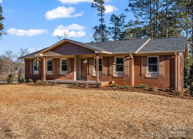 Property at 150 Crescent St, Rutherfordton, NC 28139, 3 beds, 2 baths