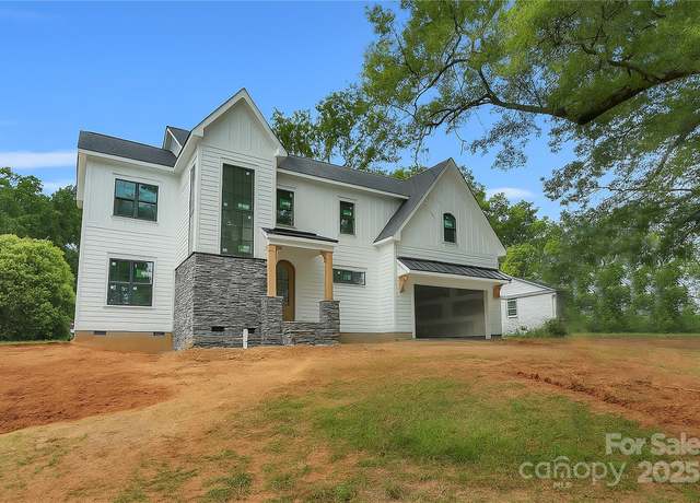 Property at 4918 Buckingham Dr, Charlotte, NC 28209, 4 beds, 4 baths