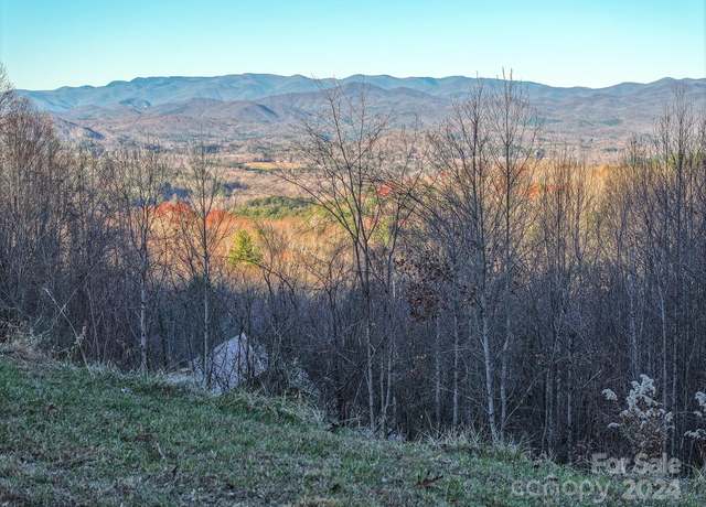 Property at 221 Coopers Dr Unit 27R, Hendersonville, NC 28739