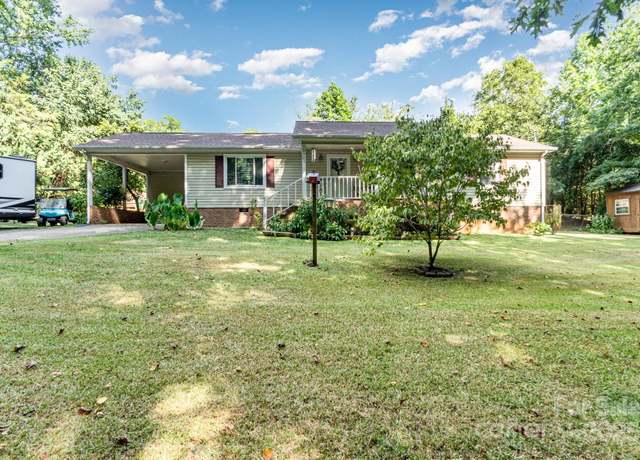 Property at 5707 Lewis Rd, Gastonia, NC 28052, 3 beds, 2 baths