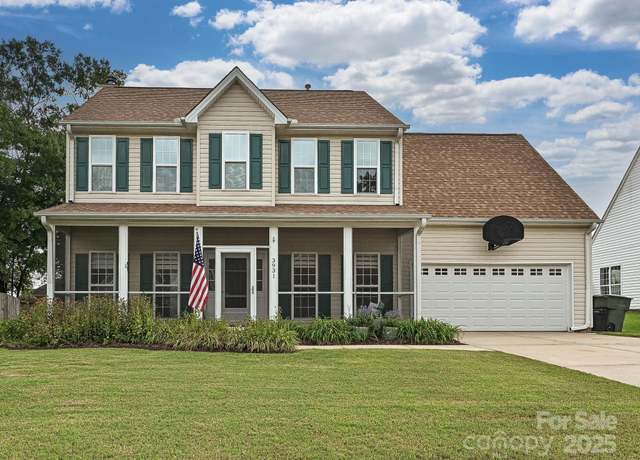 Property at 3931 Longwood Dr SW, Concord, NC 28027, 4 beds, 2.5 baths