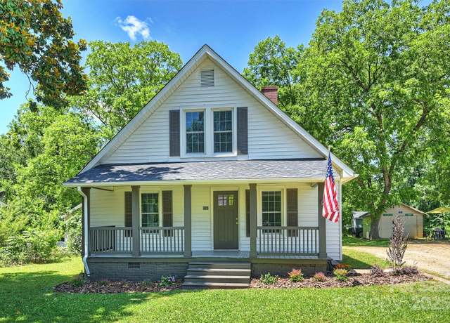 Property at 237 Mcneely Ave, Mooresville, NC 28115, 3 beds, 2 baths