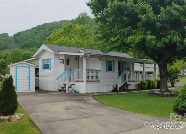 Property at 107 Strollers Ln, Waynesville, NC 28785, 1 bed, 1 bath