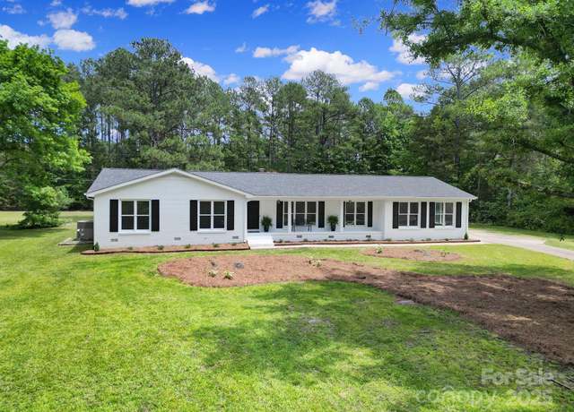 Property at 263 Fairway Cir, Rock Hill, SC 29730, 3 beds, 2 baths