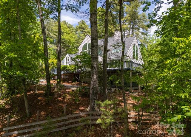 Property at 363 Rickel Dr, Hendersonville, NC 28739, 3 beds, 3.5 baths