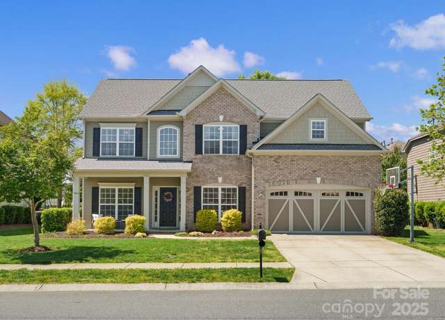 Property at 2002 Potomac Rd, Indian Trail, NC 28079, 5 beds, 3 baths