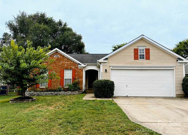 Property at 3064 Hawick Commons Dr, Concord, NC 28027, 3 beds, 2 baths