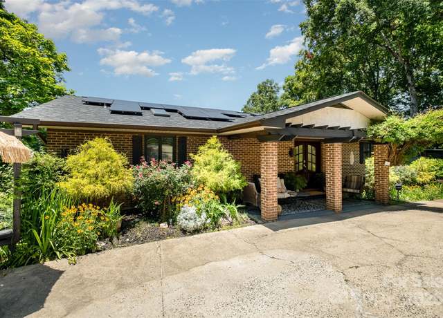 Property at 9500 Windygap Rd, Charlotte, NC 28278, 3 beds, 3.5 baths
