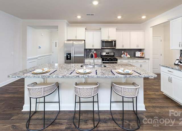 Property at 4233 Steel Way, Sherrills Ford, NC 28673, 4 beds, 3 baths