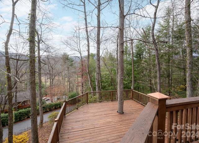 Property at 106 Buffalo Trl, Asheville, NC 28805, 2 beds, 2 baths