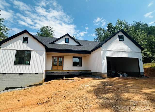 Property at 2960 Corpening Chapel Rd, Morganton, NC 28655, 3 beds, 2.5 baths