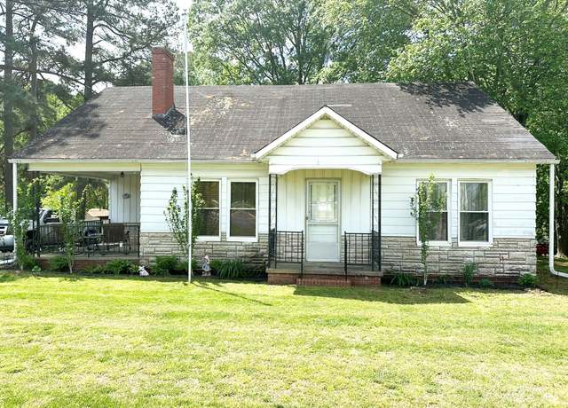 Property at 2535 S Nc 16 Hwy, Newton, NC 28658, 2 beds, 2 baths