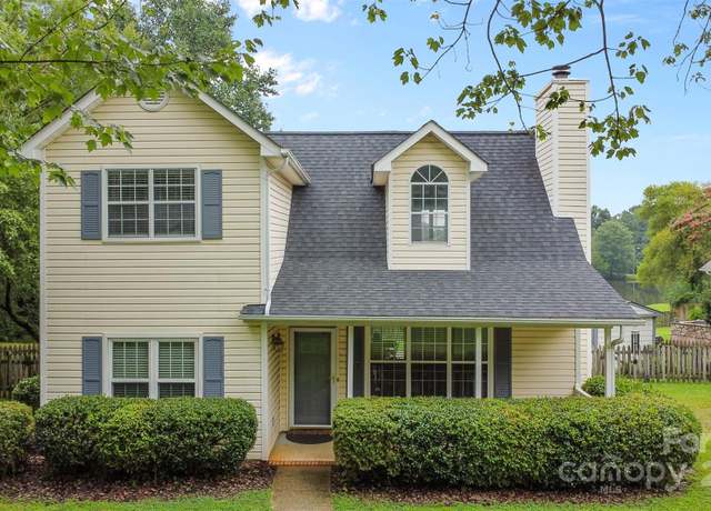 Property at 7907 Glencannon Dr, Charlotte, NC 28227, 3 beds, 2 baths