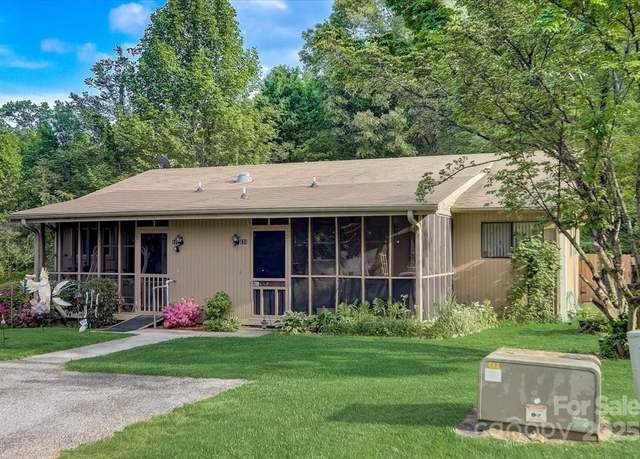 Property at 131 Freedom Rd, Hendersonville, NC 28792, 2 beds, 2 baths