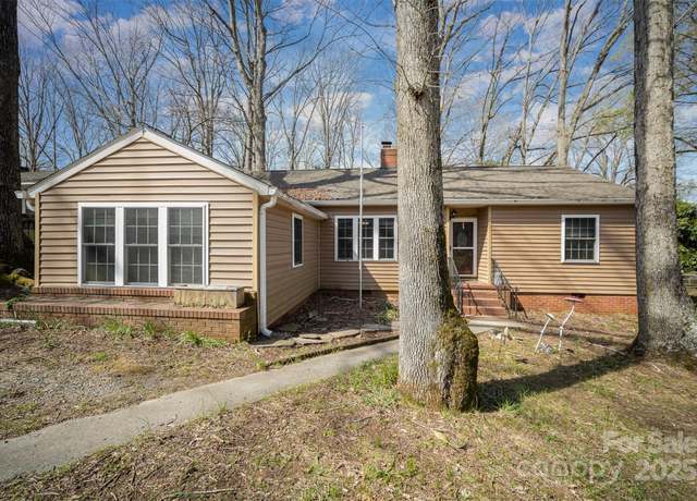 Property at 116 S Westover Dr, Monroe, NC 28112, 3 beds, 1.5 baths