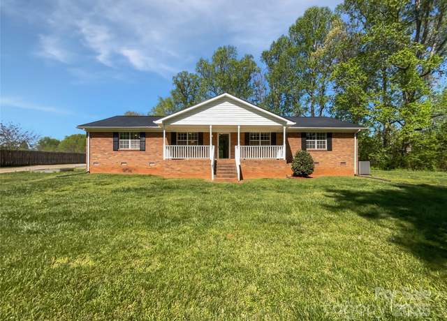 Property at 2035 Mauney Rd, Bessemer City, NC 28016, 3 beds, 2 baths
