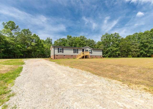 Property at 2007 Sugar Hill Rd, York, SC 29745, 3 beds, 2 baths