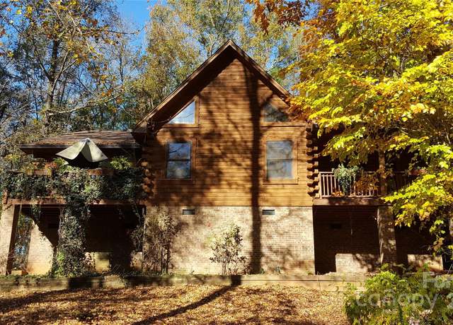 Property at 5912 Potter Rd S, Waxhaw, NC 28173, 3 beds, 2 baths