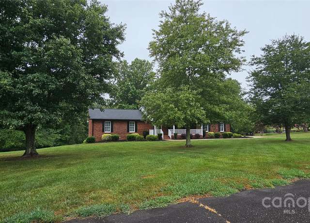 Property at 813 Settlers Dr #13, Cherryville, NC 28021, 3 beds, 2 baths
