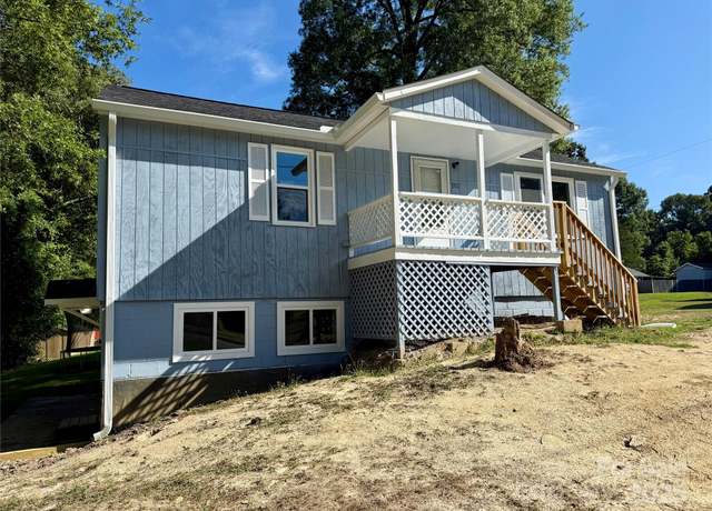Property at 1902 W 5th Ave, Gastonia, NC 28052, 4 beds, 2 baths