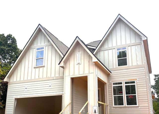 Property at 2530 Elkwood Cir, Charlotte, NC 28205, 5 beds, 3 baths