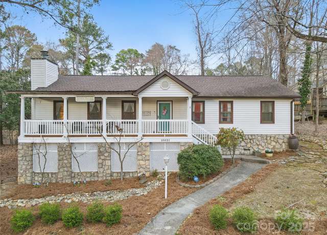 Property at 10031 Bora Bora Dr, Tega Cay, SC 29708, 3 beds, 2 baths