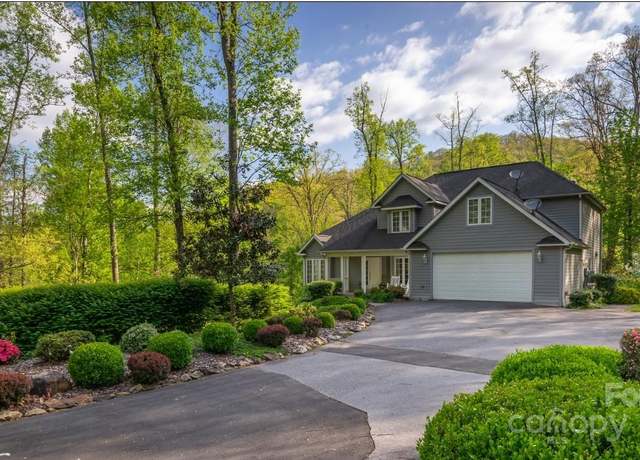 Property at 36 Marigold Ct, Waynesville, NC 28786, 6 beds, 5.5 baths