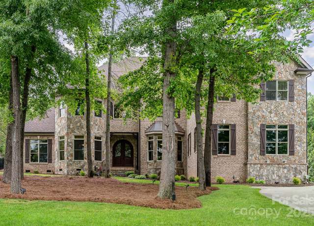 Property at 925 Giacomo Dr, Waxhaw, NC 28173, 5 beds, 6 baths