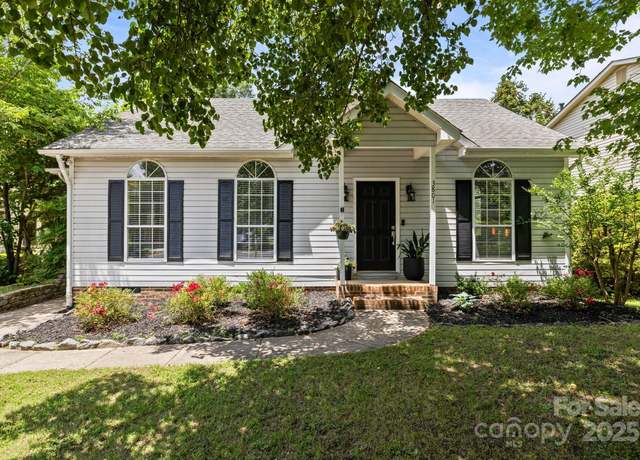 Property at 3801 Rosedown Dr, Matthews, NC 28105, 3 beds, 2 baths
