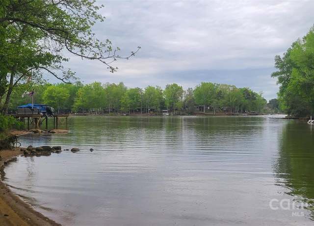 Property at 453 Sunset Pointe Dr, Salisbury, NC 28146