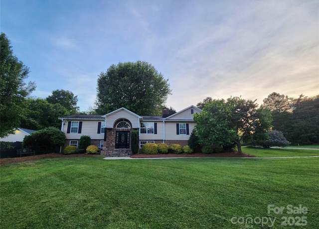 Property at 2200 Peninsula Ave, Shelby, NC 28150, 4 beds, 3 baths