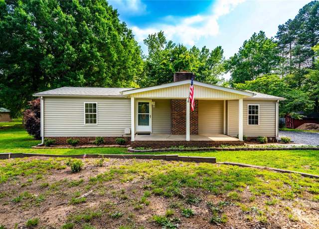 Property at 7050 Forney Hill Rd, Denver, NC 28037, 3 beds, 2 baths