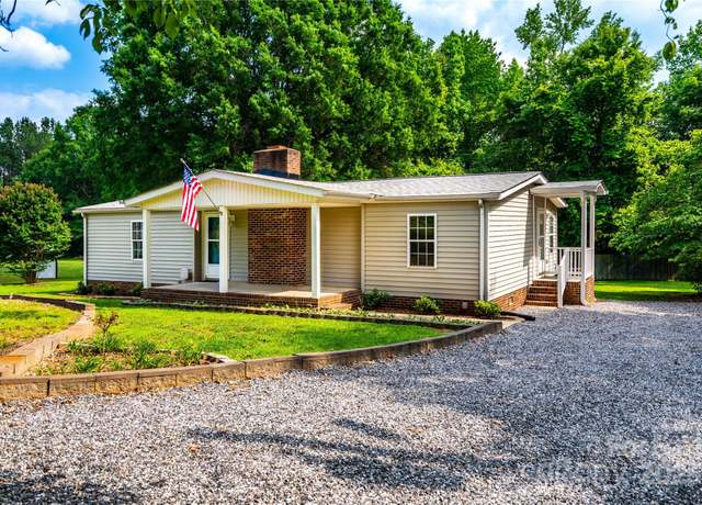 Property at 7050 Forney Hill Rd, Denver, NC 28037, 3 beds, 2 baths