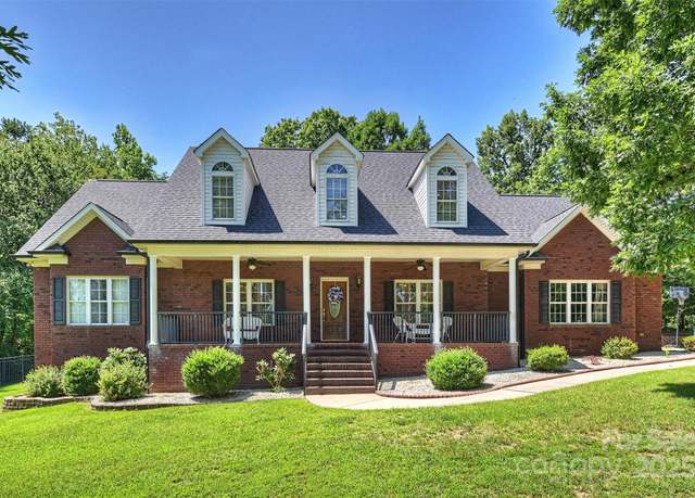 Property at 6309 Chamar Cir, Kannapolis, NC 28081, 4 beds, 2.5 baths