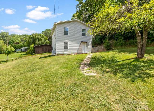Property at 186 Wiggins Rd Unit B, Candler, NC 28715, 2 beds, 1 bath